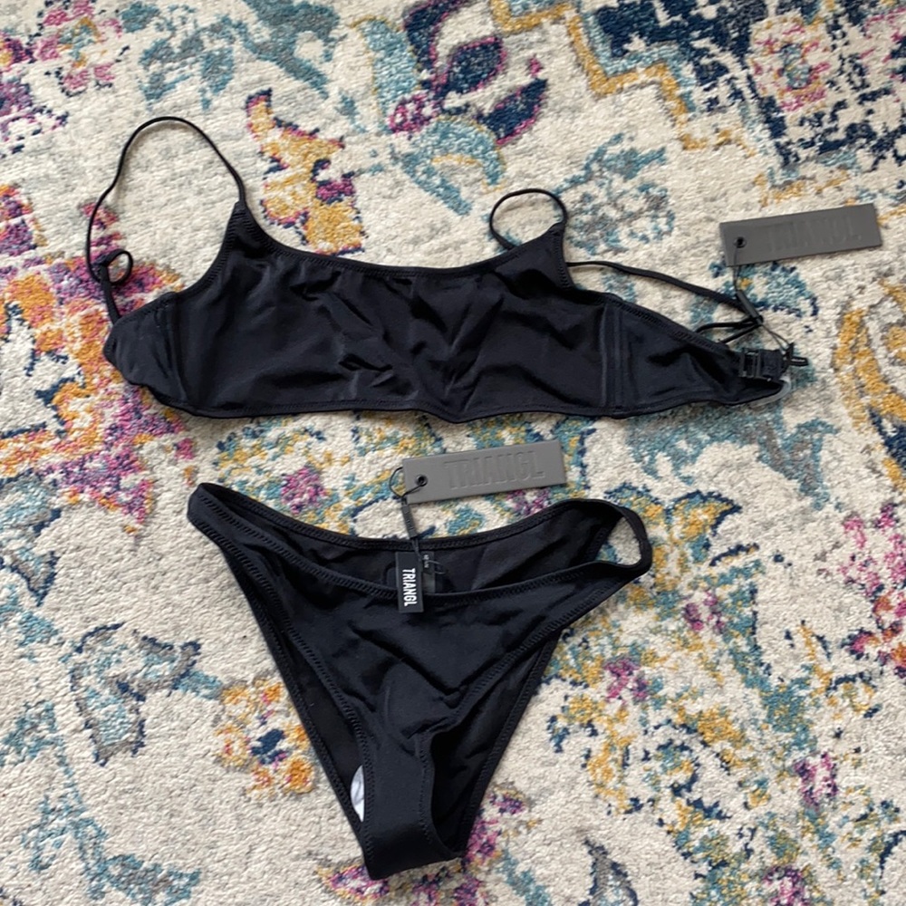 Black Triangl Bikini